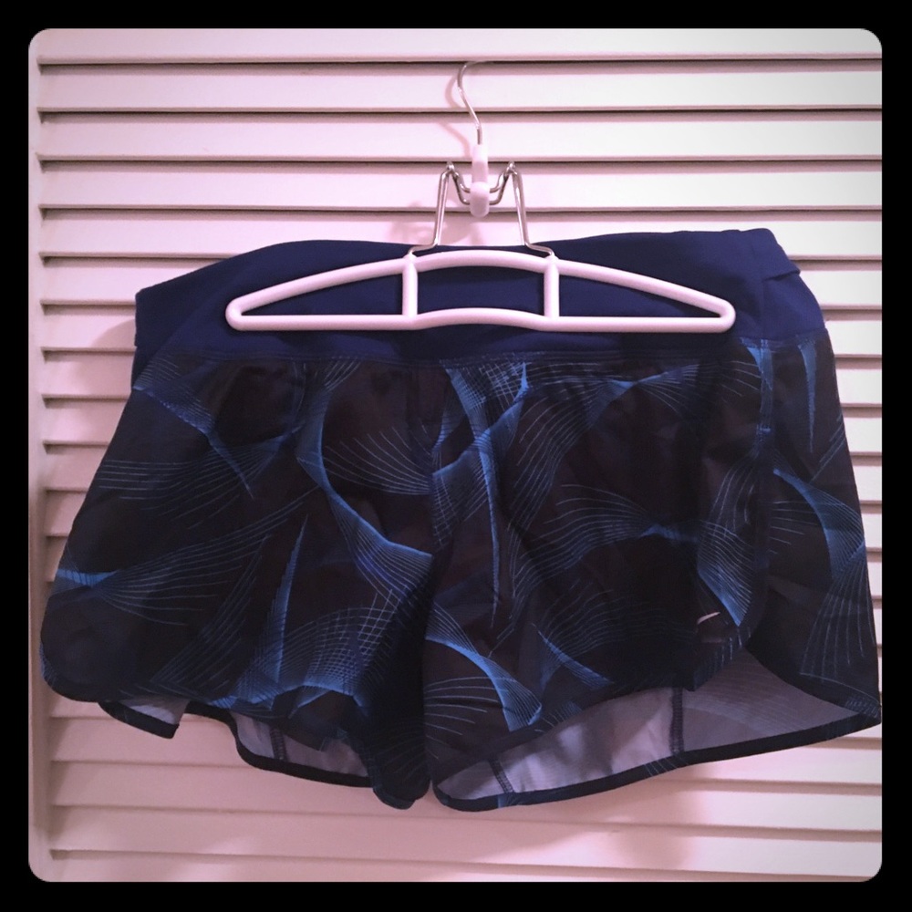 Nike Dri-FIT rubbing shorts, blue/purple pattern